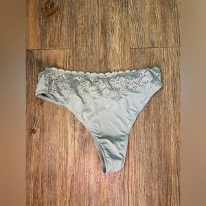 3/$15 Pennington Blue Lace Thong